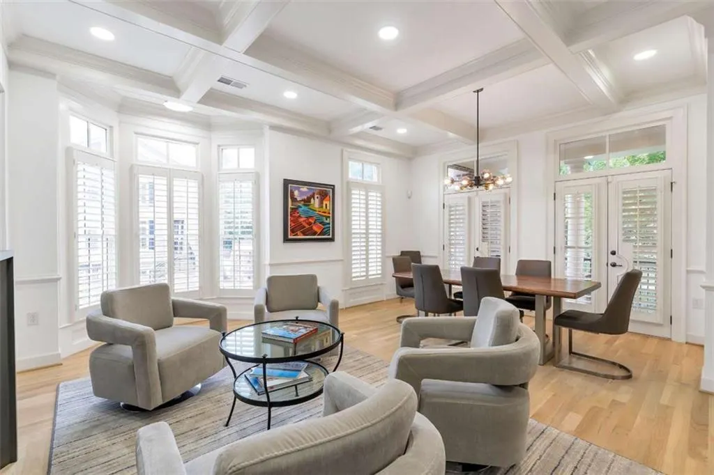 201 Riversgate Drive, Atlanta, Georgia 30339, 4 Bedrooms Bedrooms, ,4 BathroomsBathrooms,Residential,For Sale,201 Riversgate Drive,7759628