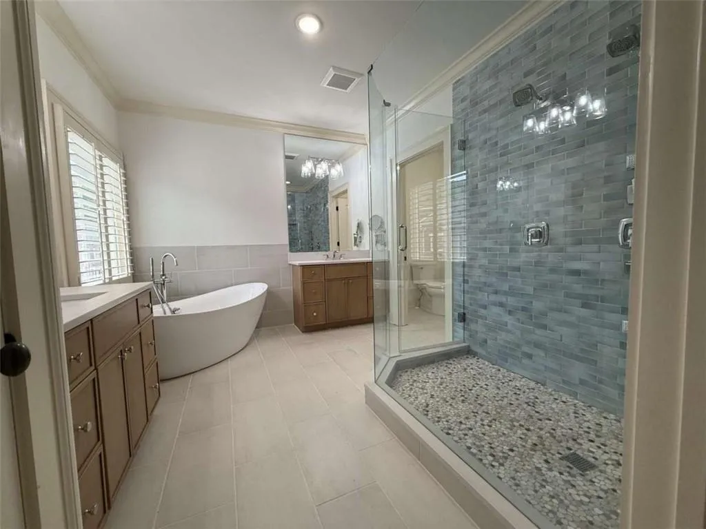 201 Riversgate Drive, Atlanta, Georgia 30339, 4 Bedrooms Bedrooms, ,4 BathroomsBathrooms,Residential,Sold,201 Riversgate Drive,7759628