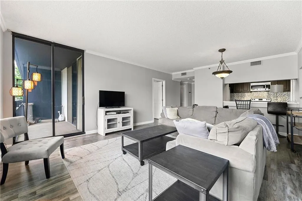 3481 Lakeside Drive Ne Unit 801, Atlanta, Georgia 30326, 2 Bedrooms Bedrooms, ,1 BathroomBathrooms,Residential,For Sale,3481 Lakeside Drive Ne Unit 801,7612821