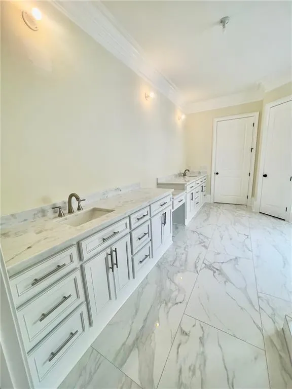 4412 Brookview Drive Se, Atlanta, Georgia 30339, 5 Bedrooms Bedrooms, ,4 BathroomsBathrooms,Residential,For Sale,4412 Brookview Drive Se,7511175