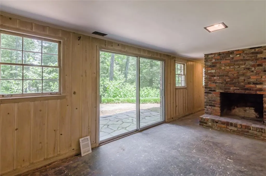 6718 Brandon Mill Road, Atlanta, Georgia 30328, 3 Bedrooms Bedrooms, ,2 BathroomsBathrooms,Residential,Sold,6718 Brandon Mill Road,5704758