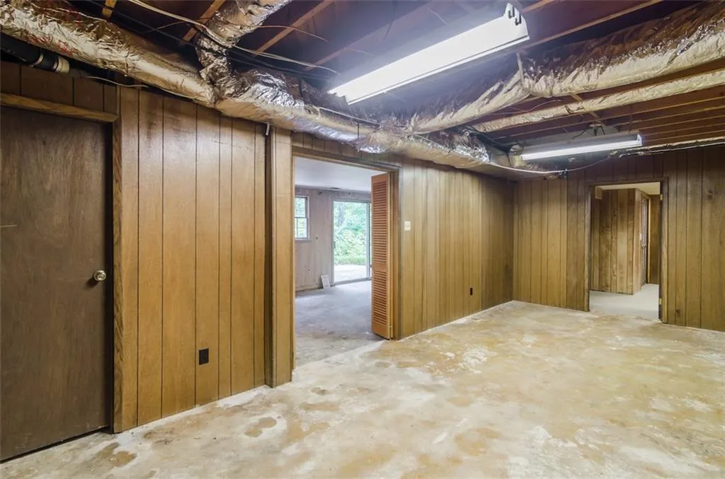 6718 Brandon Mill Road, Atlanta, Georgia 30328, 3 Bedrooms Bedrooms, ,2 BathroomsBathrooms,Residential,Sold,6718 Brandon Mill Road,5704758