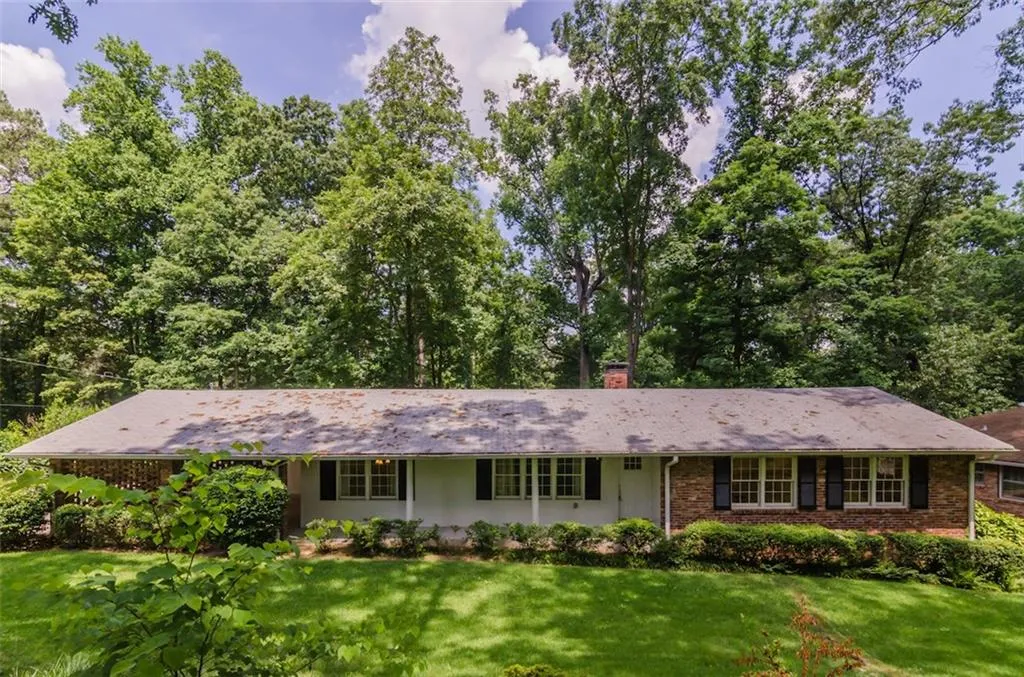 6718 Brandon Mill Road, Atlanta, Georgia 30328, 3 Bedrooms Bedrooms, ,2 BathroomsBathrooms,Residential,Sold,6718 Brandon Mill Road,5704758