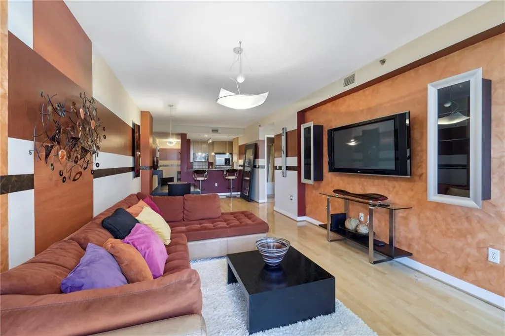 3338 Peachtree Road Ne Unit 606, Atlanta, Georgia 30326, 1 Bedroom Bedrooms, ,1 BathroomBathrooms,Residential,Sold,3338 Peachtree Road Ne Unit 606,7191011