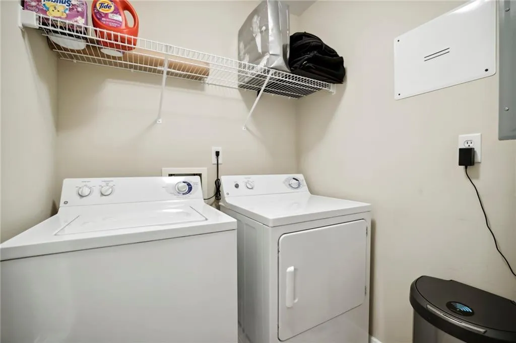 3338 Peachtree Road Ne Unit 606, Atlanta, Georgia 30326, 1 Bedroom Bedrooms, ,1 BathroomBathrooms,Residential,Sold,3338 Peachtree Road Ne Unit 606,7191011