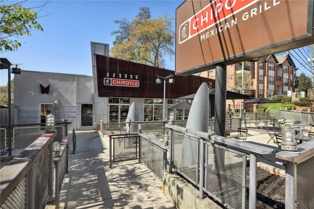 3338 Peachtree Road Ne Unit 606, Atlanta, Georgia 30326, 1 Bedroom Bedrooms, ,1 BathroomBathrooms,Residential,Sold,3338 Peachtree Road Ne Unit 606,7191011