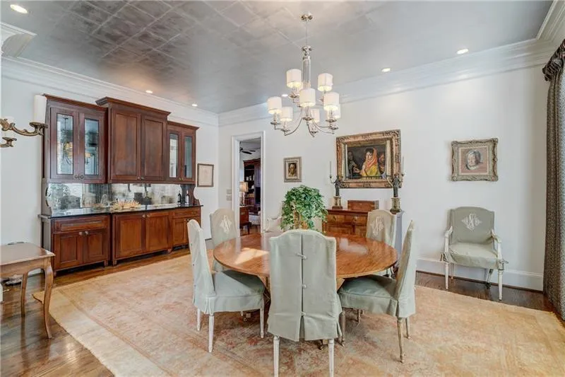 4966 Powers Ferry Road, Atlanta, Georgia 30327, 5 Bedrooms Bedrooms, ,5 BathroomsBathrooms,Residential,Sold,4966 Powers Ferry Road,6582402