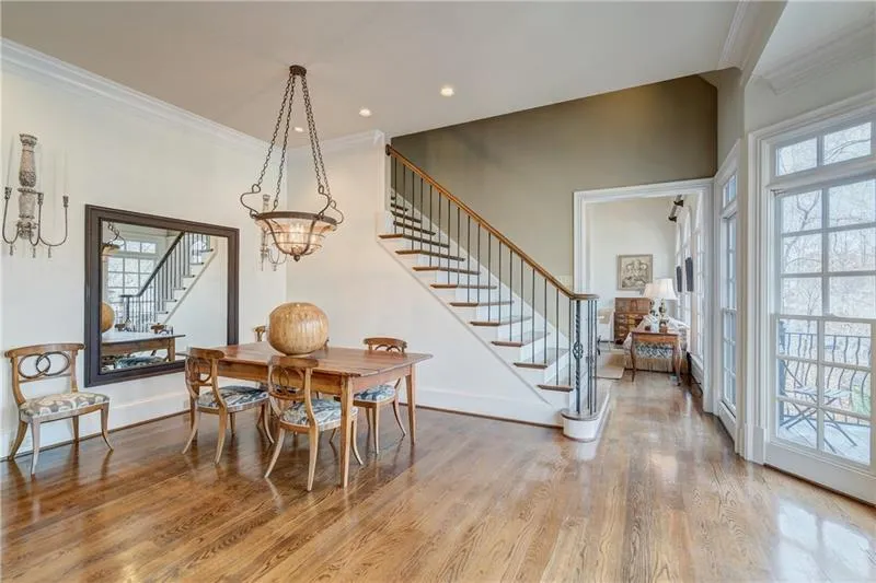 4966 Powers Ferry Road, Atlanta, Georgia 30327, 5 Bedrooms Bedrooms, ,5 BathroomsBathrooms,Residential,Sold,4966 Powers Ferry Road,6582402
