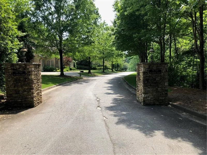 4966 Powers Ferry Road, Atlanta, Georgia 30327, 5 Bedrooms Bedrooms, ,5 BathroomsBathrooms,Residential,Sold,4966 Powers Ferry Road,6582402