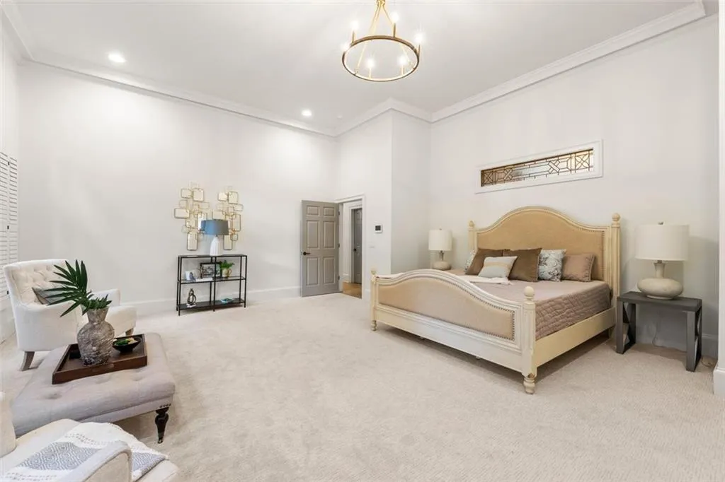 7015 Brandon Mill Road, Atlanta, Georgia 30328, 5 Bedrooms Bedrooms, ,4 BathroomsBathrooms,Residential,Sold,7015 Brandon Mill Road,7446612