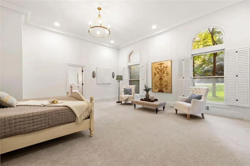 7015 Brandon Mill Road, Atlanta, Georgia 30328, 5 Bedrooms Bedrooms, ,4 BathroomsBathrooms,Residential,Sold,7015 Brandon Mill Road,7446612