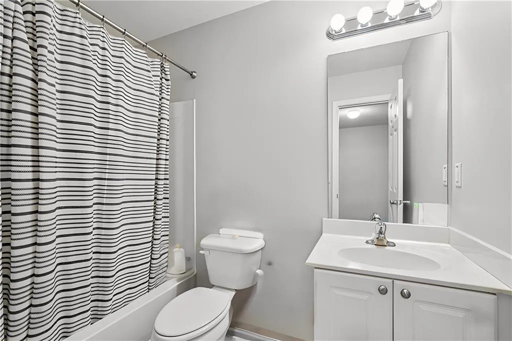 1305 Liberty Parkway Nw, Atlanta, Georgia 30318, 3 Bedrooms Bedrooms, ,3 BathroomsBathrooms,Residential,For Sale,1305 Liberty Parkway Nw,7668256