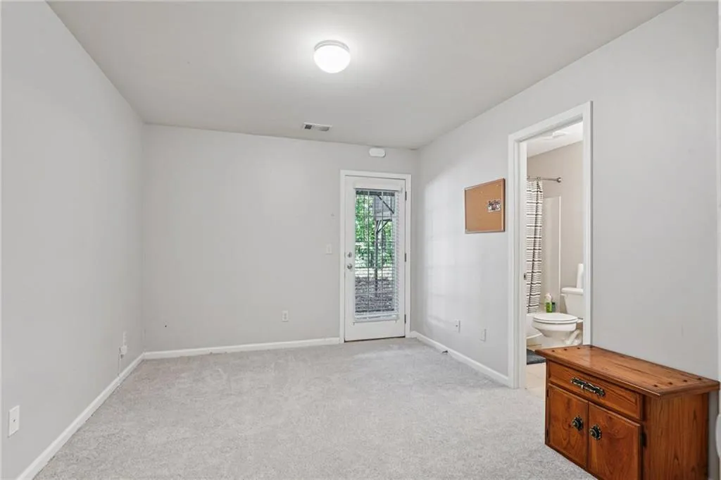 1305 Liberty Parkway Nw, Atlanta, Georgia 30318, 3 Bedrooms Bedrooms, ,3 BathroomsBathrooms,Residential,For Sale,1305 Liberty Parkway Nw,7668256