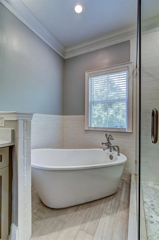 1119 Glenridge Place, Atlanta, Georgia 30342, 1 Bedroom Bedrooms, ,1 BathroomBathrooms,Residential,Sold,1119 Glenridge Place,5895718