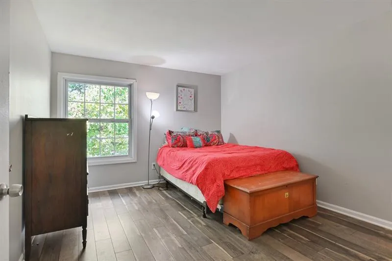 725 Dalrymple Road Unit 8i, Sandy Springs, Georgia 30328, 2 Bedrooms Bedrooms, ,2 BathroomsBathrooms,Residential,Sold,725 Dalrymple Road Unit 8i,6850653