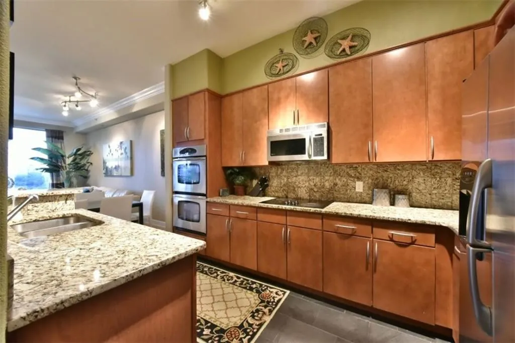 3445 Stratford Road Ne Unit 1801, Atlanta, Georgia 30326, 2 Bedrooms Bedrooms, ,2 BathroomsBathrooms,Residential,Sold,3445 Stratford Road Ne Unit 1801,5738449