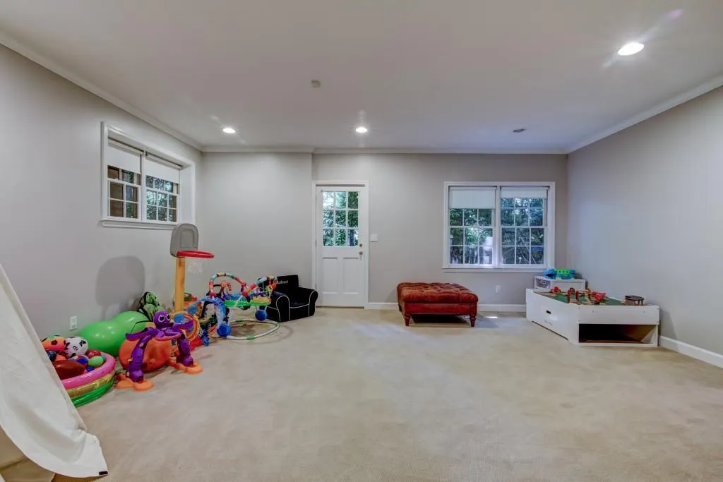 5705 Cameron Hall Place Nw, Sandy Springs, Georgia 30328, 4 Bedrooms Bedrooms, ,3 BathroomsBathrooms,Residential,Sold,5705 Cameron Hall Place Nw,6034805