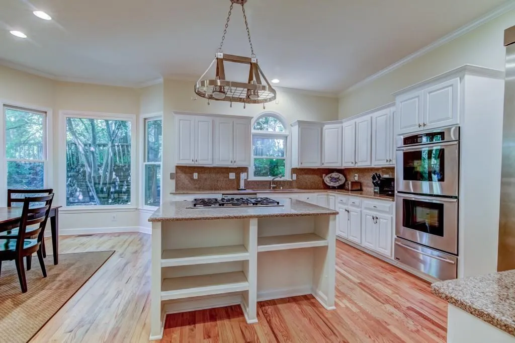 5705 Cameron Hall Place Nw, Sandy Springs, Georgia 30328, 4 Bedrooms Bedrooms, ,3 BathroomsBathrooms,Residential,Sold,5705 Cameron Hall Place Nw,6034805