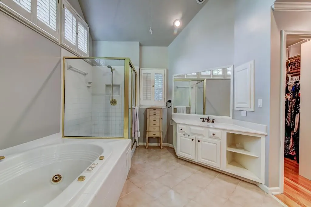 5705 Cameron Hall Place Nw, Sandy Springs, Georgia 30328, 4 Bedrooms Bedrooms, ,3 BathroomsBathrooms,Residential,Sold,5705 Cameron Hall Place Nw,6034805