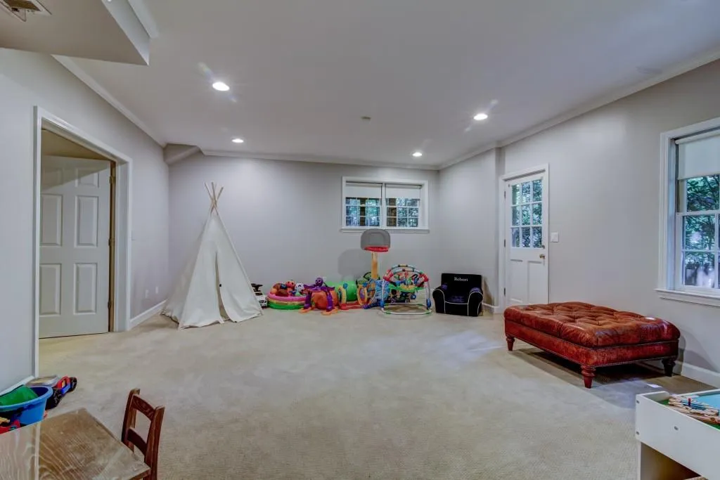 5705 Cameron Hall Place Nw, Sandy Springs, Georgia 30328, 4 Bedrooms Bedrooms, ,3 BathroomsBathrooms,Residential,Sold,5705 Cameron Hall Place Nw,6034805