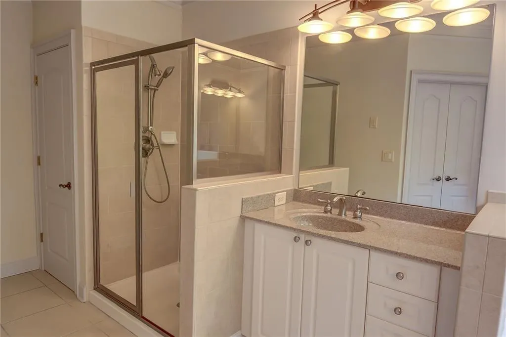 1023 Pearl Point, Sandy Springs, Georgia 30328, 2 Bedrooms Bedrooms, ,3 BathroomsBathrooms,Residential,Sold,1023 Pearl Point,6588749