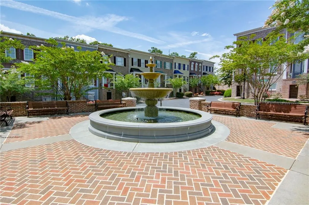 1023 Pearl Point, Sandy Springs, Georgia 30328, 2 Bedrooms Bedrooms, ,3 BathroomsBathrooms,Residential,Sold,1023 Pearl Point,6588749