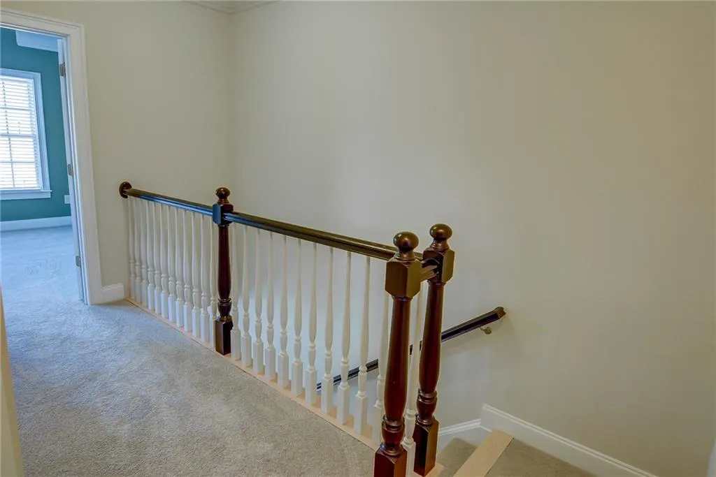 1023 Pearl Point, Sandy Springs, Georgia 30328, 2 Bedrooms Bedrooms, ,3 BathroomsBathrooms,Residential,Sold,1023 Pearl Point,6588749