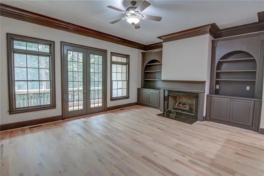 1023 Pearl Point, Sandy Springs, Georgia 30328, 2 Bedrooms Bedrooms, ,3 BathroomsBathrooms,Residential,Sold,1023 Pearl Point,6588749
