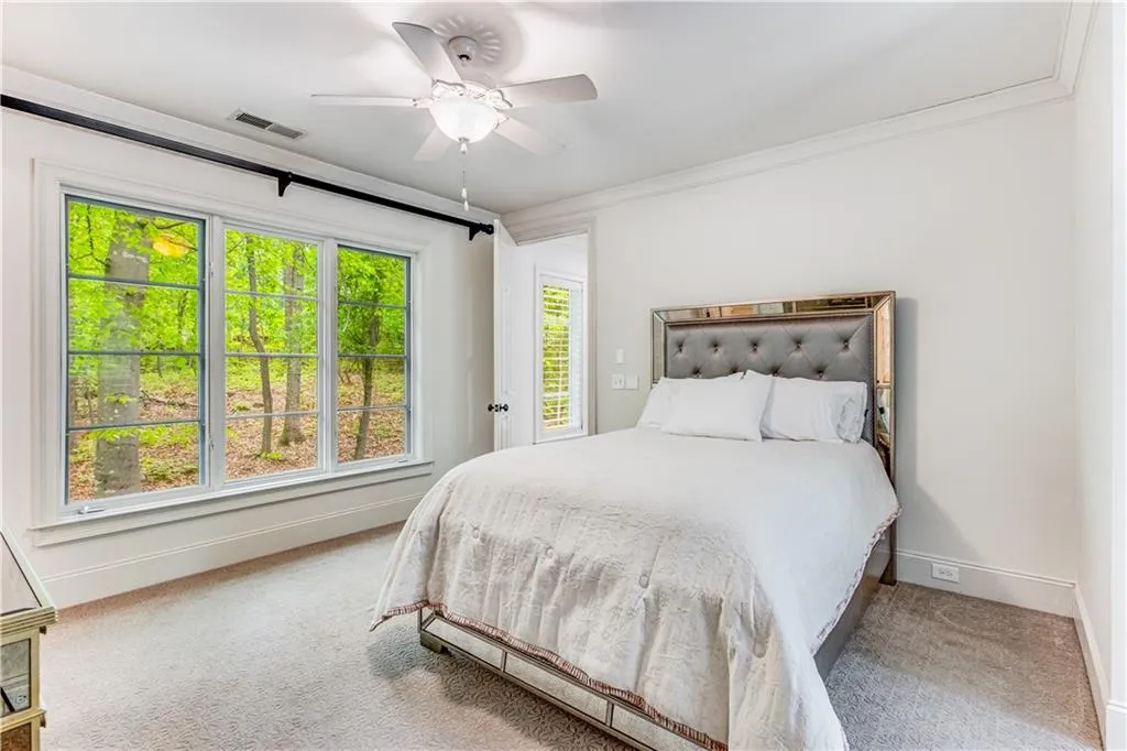 960 W Kingston Drive, Atlanta, Georgia 30342, 5 Bedrooms Bedrooms, ,5 BathroomsBathrooms,Residential,Sold,960 W Kingston Drive,7370090