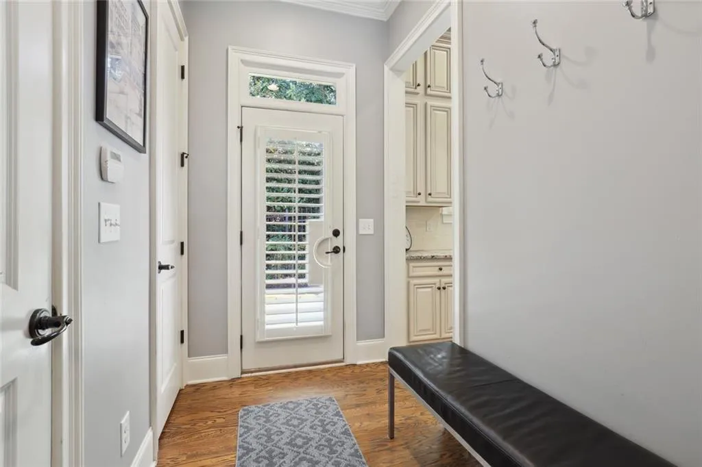 530 Glen Manor Court, Atlanta, Georgia 30328, 5 Bedrooms Bedrooms, ,6 BathroomsBathrooms,Residential,Sold,530 Glen Manor Court,7121307