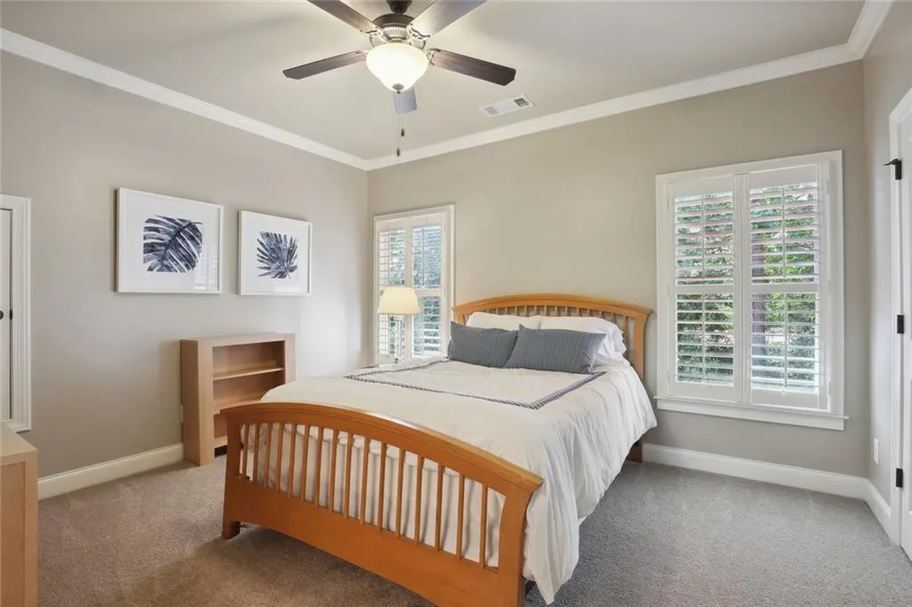 530 Glen Manor Court, Atlanta, Georgia 30328, 5 Bedrooms Bedrooms, ,6 BathroomsBathrooms,Residential,Sold,530 Glen Manor Court,7121307