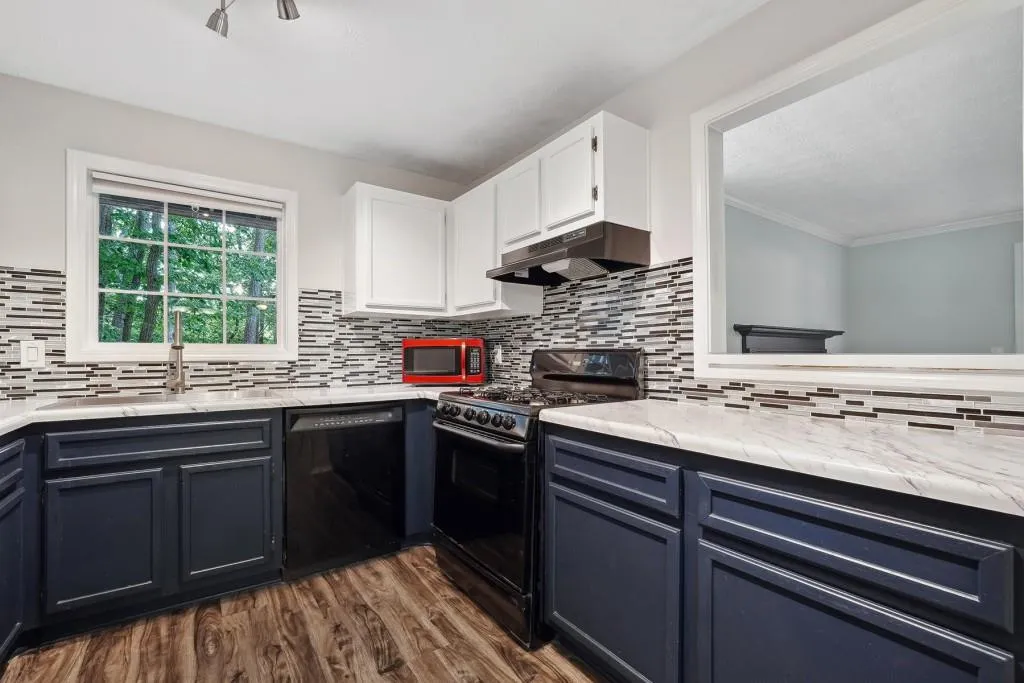 1502 Gettysburg Place, Sandy Springs, Georgia 30350, 2 Bedrooms Bedrooms, ,1 BathroomBathrooms,Residential,Sold,1502 Gettysburg Place,7262933