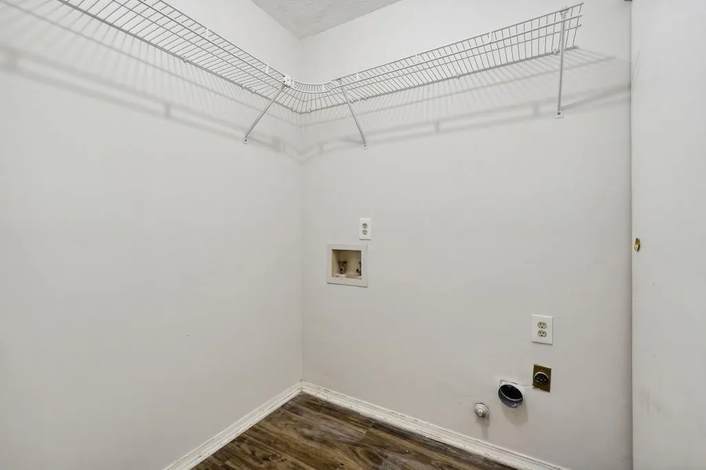 1502 Gettysburg Place, Sandy Springs, Georgia 30350, 2 Bedrooms Bedrooms, ,1 BathroomBathrooms,Residential,Sold,1502 Gettysburg Place,7262933