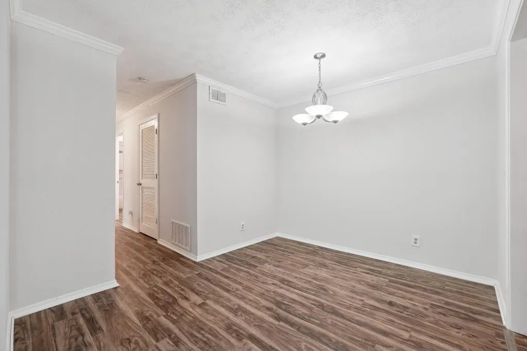 1502 Gettysburg Place, Sandy Springs, Georgia 30350, 2 Bedrooms Bedrooms, ,1 BathroomBathrooms,Residential,Sold,1502 Gettysburg Place,7262933