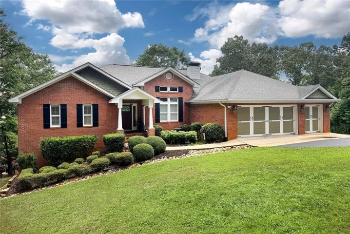 7913 S Barkers Bend Drive, Murrayville, Georgia 30564