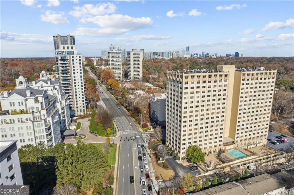 2479 Peachtree Road Unit 503, Atlanta, Georgia 30305, 1 Bedroom Bedrooms, ,1 BathroomBathrooms,Residential,For Sale,2479 Peachtree Road Unit 503,7569341