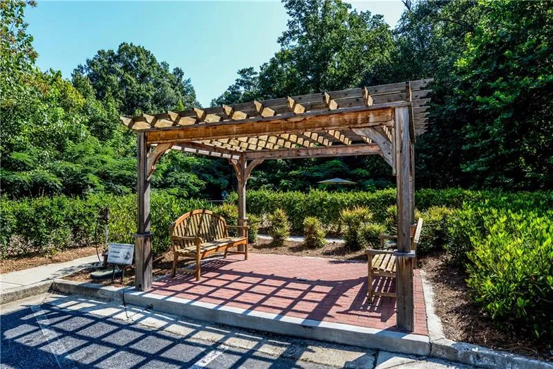 200 River Vista Drive Unit 204, Atlanta, Georgia 30339, 1 Bedroom Bedrooms, ,1 BathroomBathrooms,Residential,Sold,200 River Vista Drive Unit 204,6645719