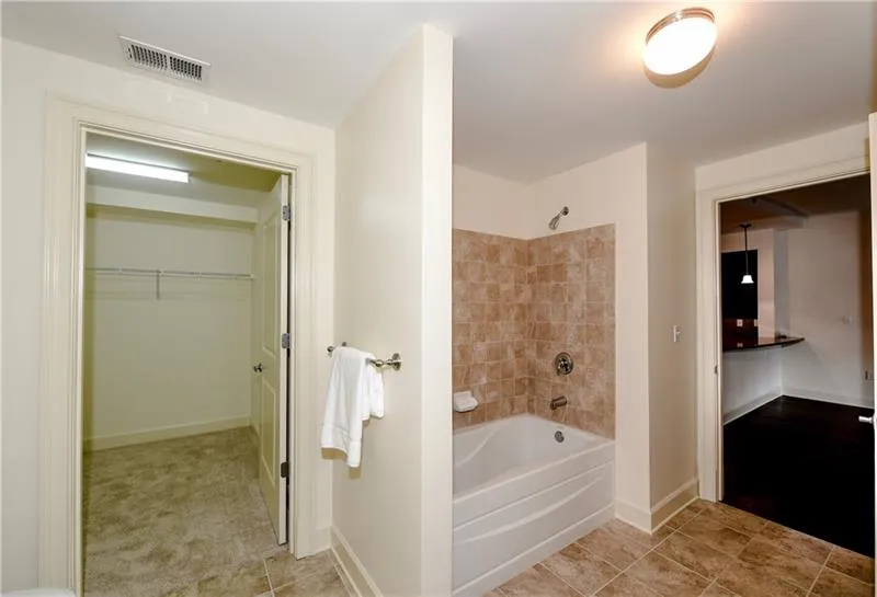 200 River Vista Drive Unit 204, Atlanta, Georgia 30339, 1 Bedroom Bedrooms, ,1 BathroomBathrooms,Residential,Sold,200 River Vista Drive Unit 204,6645719