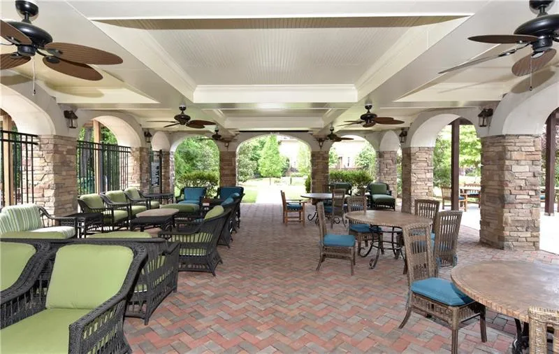 200 River Vista Drive Unit 204, Atlanta, Georgia 30339, 1 Bedroom Bedrooms, ,1 BathroomBathrooms,Residential,Sold,200 River Vista Drive Unit 204,6645719