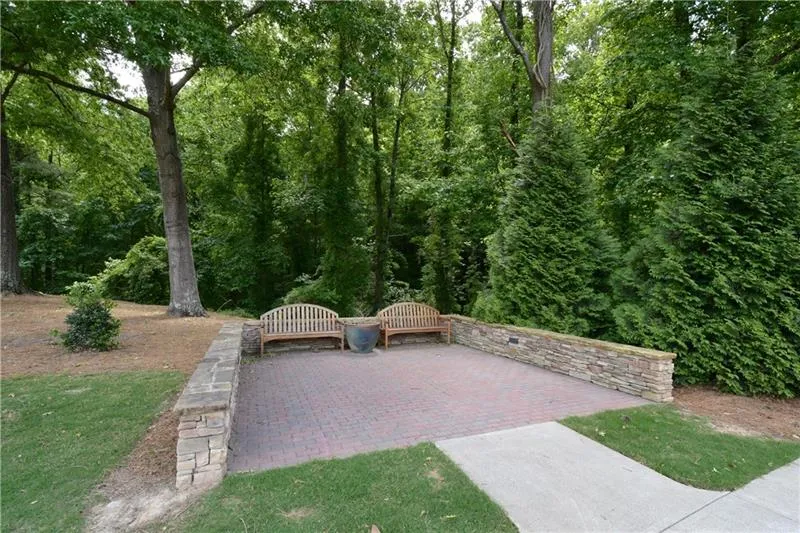 200 River Vista Drive Unit 204, Atlanta, Georgia 30339, 1 Bedroom Bedrooms, ,1 BathroomBathrooms,Residential,Sold,200 River Vista Drive Unit 204,6645719