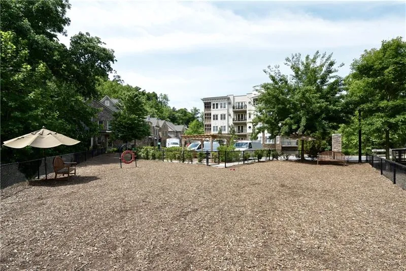 200 River Vista Drive Unit 204, Atlanta, Georgia 30339, 1 Bedroom Bedrooms, ,1 BathroomBathrooms,Residential,Sold,200 River Vista Drive Unit 204,6645719