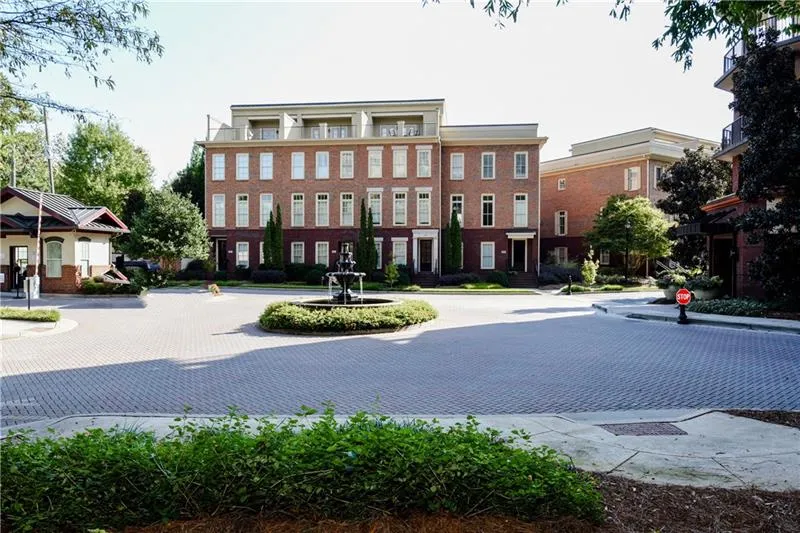 200 River Vista Drive Unit 204, Atlanta, Georgia 30339, 1 Bedroom Bedrooms, ,1 BathroomBathrooms,Residential,Sold,200 River Vista Drive Unit 204,6645719