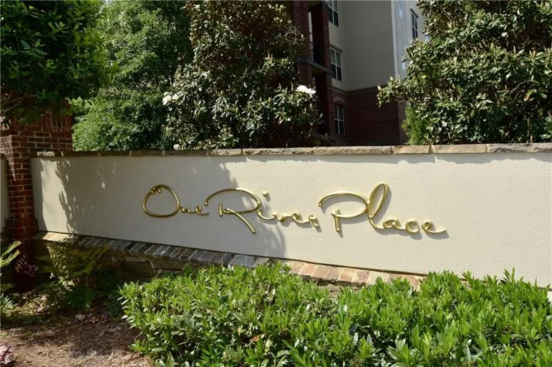 200 River Vista Drive Unit 204, Atlanta, Georgia 30339, 1 Bedroom Bedrooms, ,1 BathroomBathrooms,Residential,Sold,200 River Vista Drive Unit 204,6645719