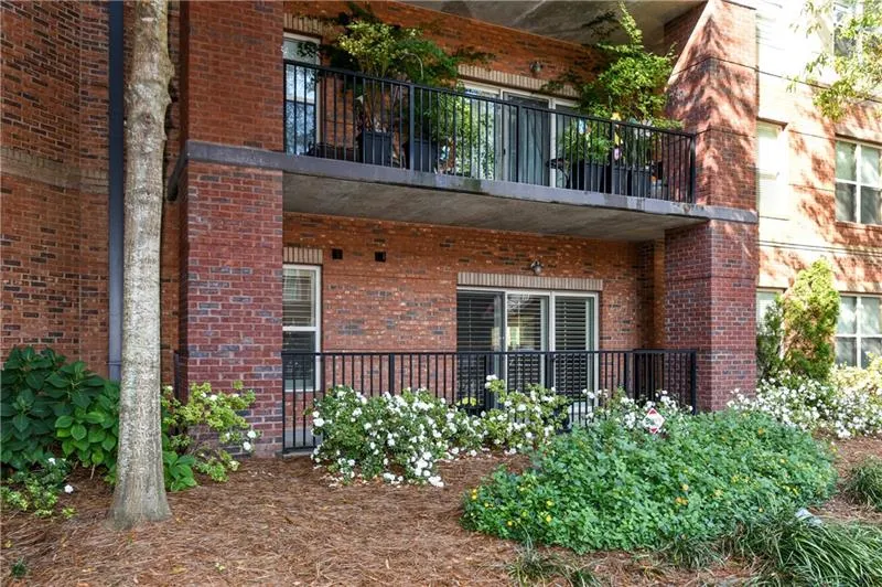 200 River Vista Drive Unit 204, Atlanta, Georgia 30339, 1 Bedroom Bedrooms, ,1 BathroomBathrooms,Residential,Sold,200 River Vista Drive Unit 204,6645719