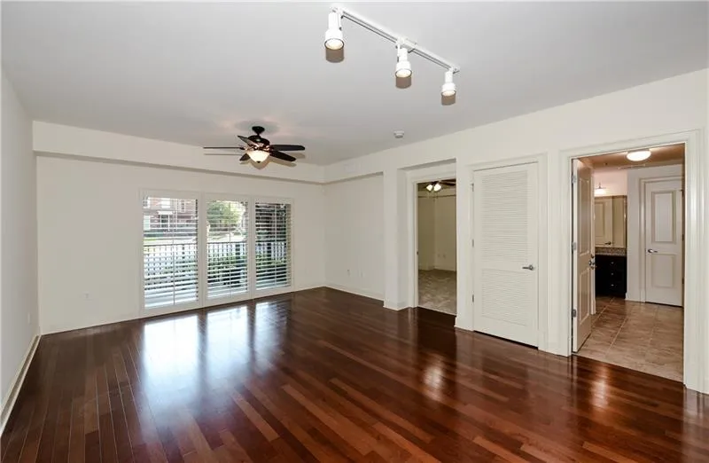 200 River Vista Drive Unit 204, Atlanta, Georgia 30339, 1 Bedroom Bedrooms, ,1 BathroomBathrooms,Residential,Sold,200 River Vista Drive Unit 204,6645719