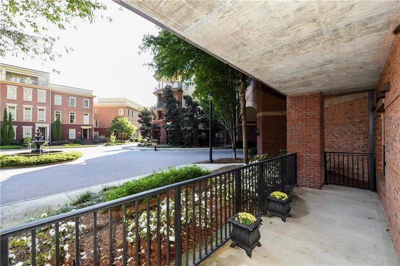 200 River Vista Drive Unit 204, Atlanta, Georgia 30339, 1 Bedroom Bedrooms, ,1 BathroomBathrooms,Residential,Sold,200 River Vista Drive Unit 204,6645719