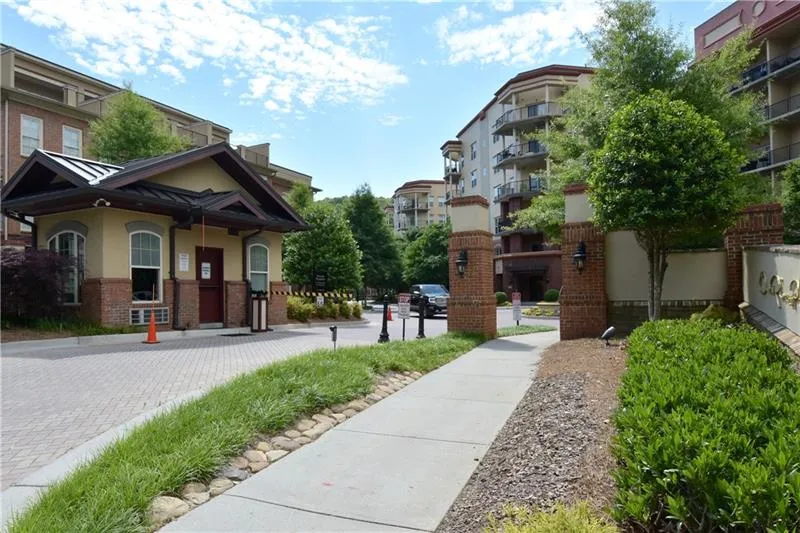200 River Vista Drive Unit 204, Atlanta, Georgia 30339, 1 Bedroom Bedrooms, ,1 BathroomBathrooms,Residential,Sold,200 River Vista Drive Unit 204,6645719