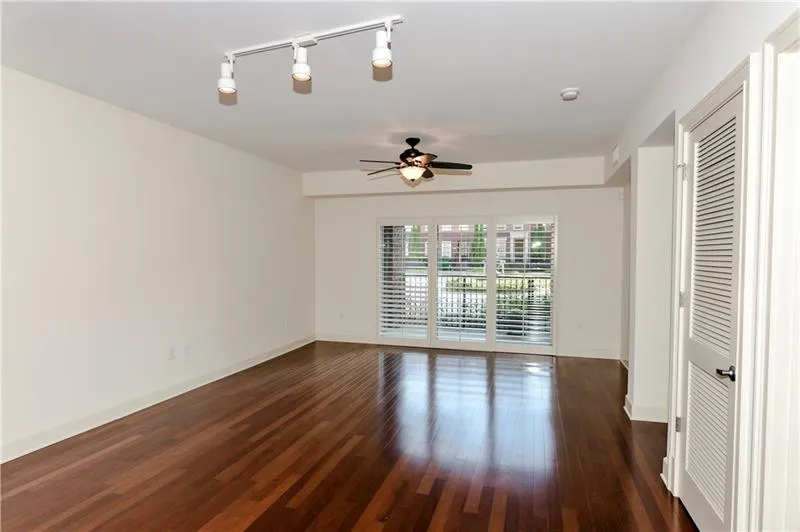 200 River Vista Drive Unit 204, Atlanta, Georgia 30339, 1 Bedroom Bedrooms, ,1 BathroomBathrooms,Residential,Sold,200 River Vista Drive Unit 204,6645719