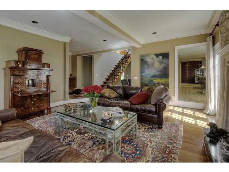 1240 Heards Ferry Road, Atlanta, Georgia 30328, 4 Bedrooms Bedrooms, ,3 BathroomsBathrooms,Residential,Sold,1240 Heards Ferry Road,5063354