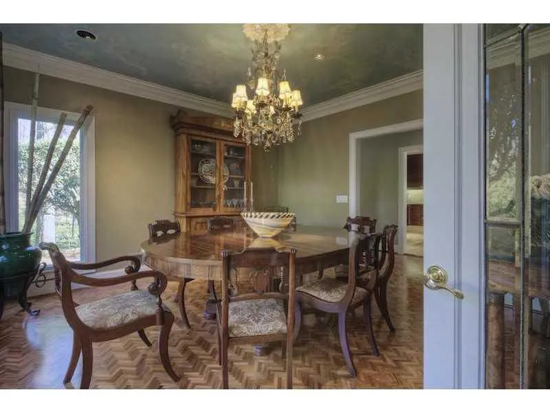 1240 Heards Ferry Road, Atlanta, Georgia 30328, 4 Bedrooms Bedrooms, ,3 BathroomsBathrooms,Residential,Sold,1240 Heards Ferry Road,5063354